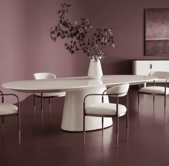 caracole table with white armchairs